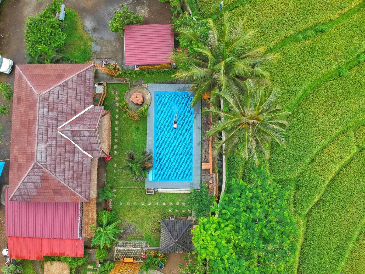 Peraja Bungalows Loyok Sangyang Zewnętrze zdjęcie